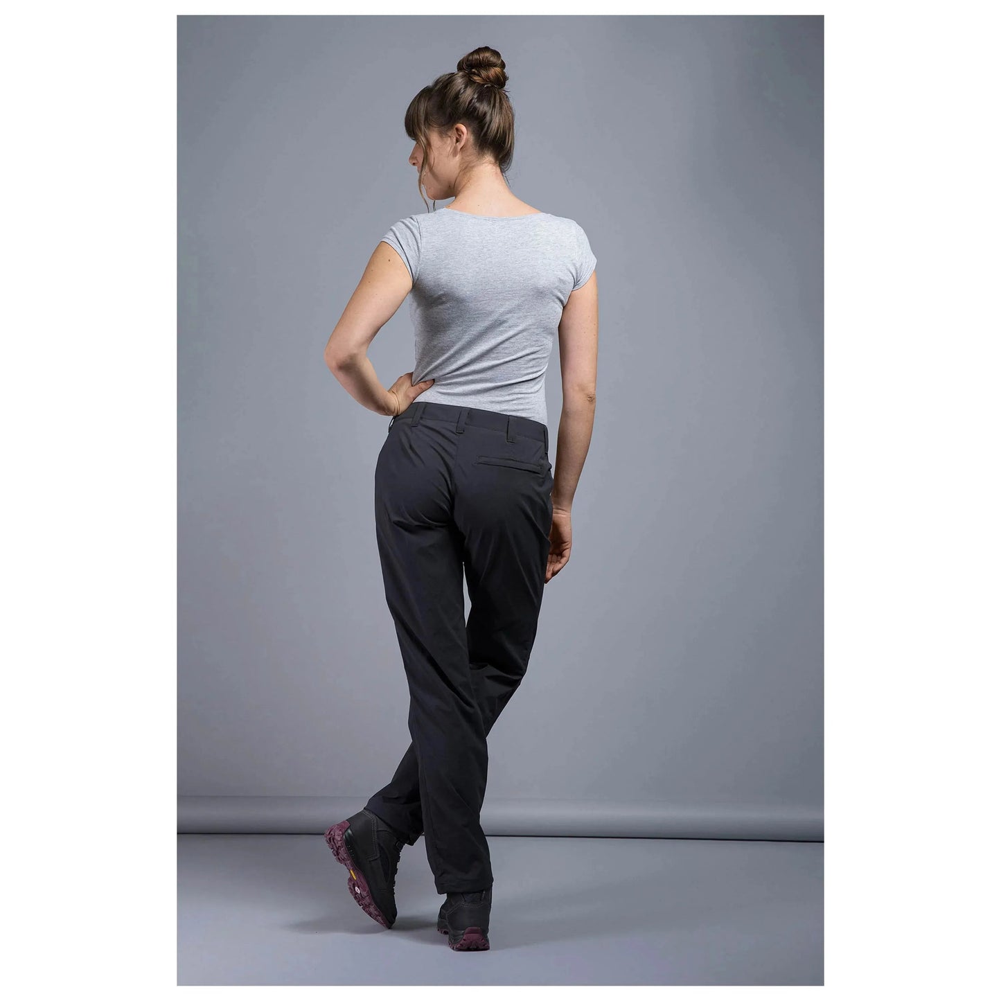 tatonka-hose-travel-pants-dark-black-frauen-ansicht-8