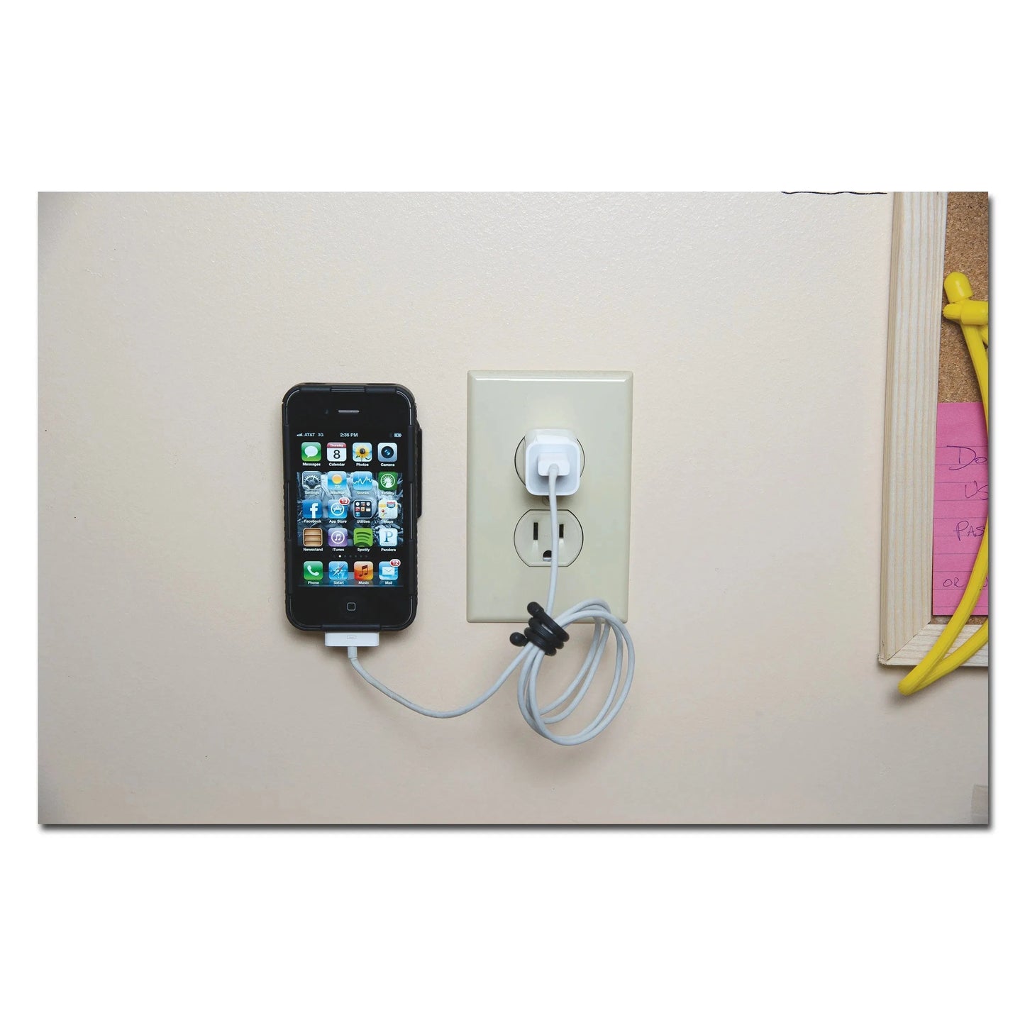 kombipaket-nite-ize-connect-cradle-iphone-4-4s-schwarz-ansicht-7