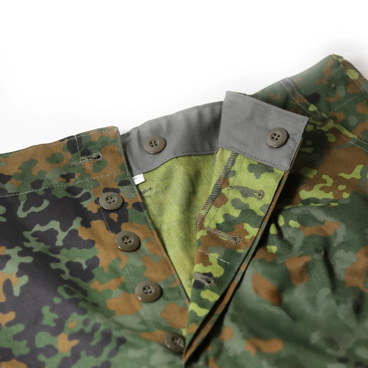 Shorts BW Bermuda Flecktarn