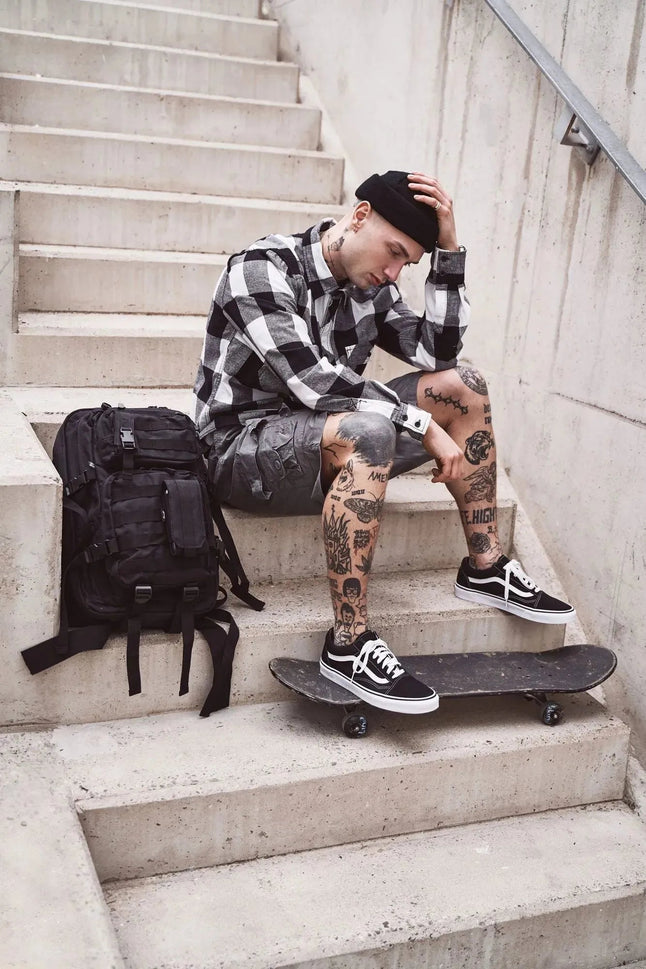 brandit-hemd-check-shirt-schwarz-grau-ansicht-10