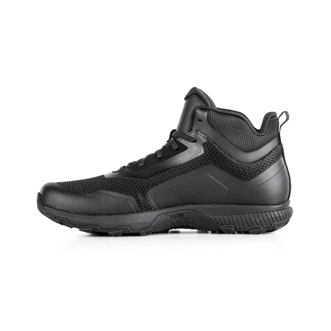 Boots A/T Mid