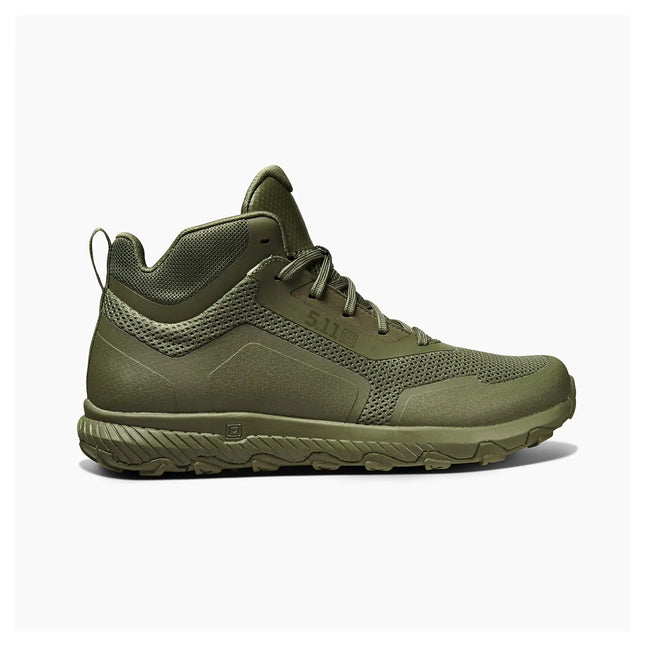 Boots A/T Mid