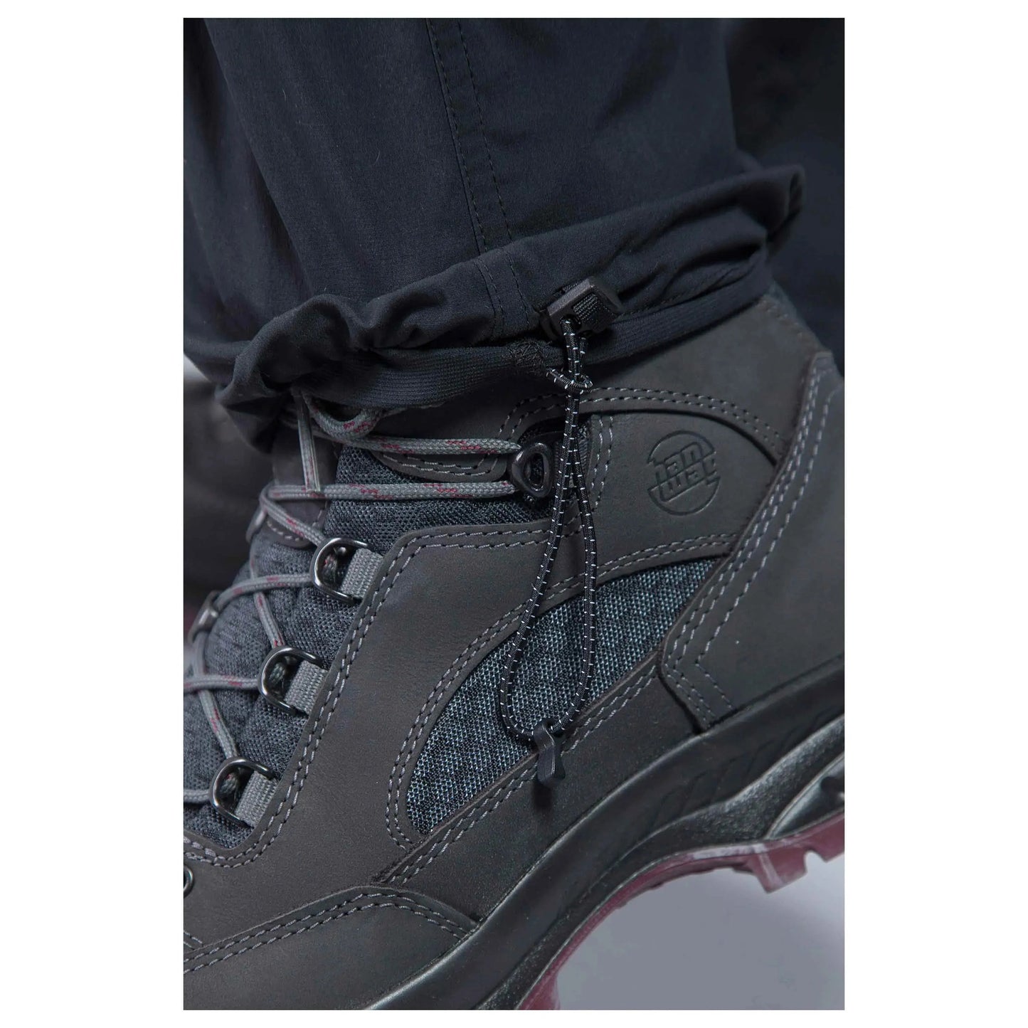 tatonka-hose-travel-pants-dark-black-frauen-ansicht-6