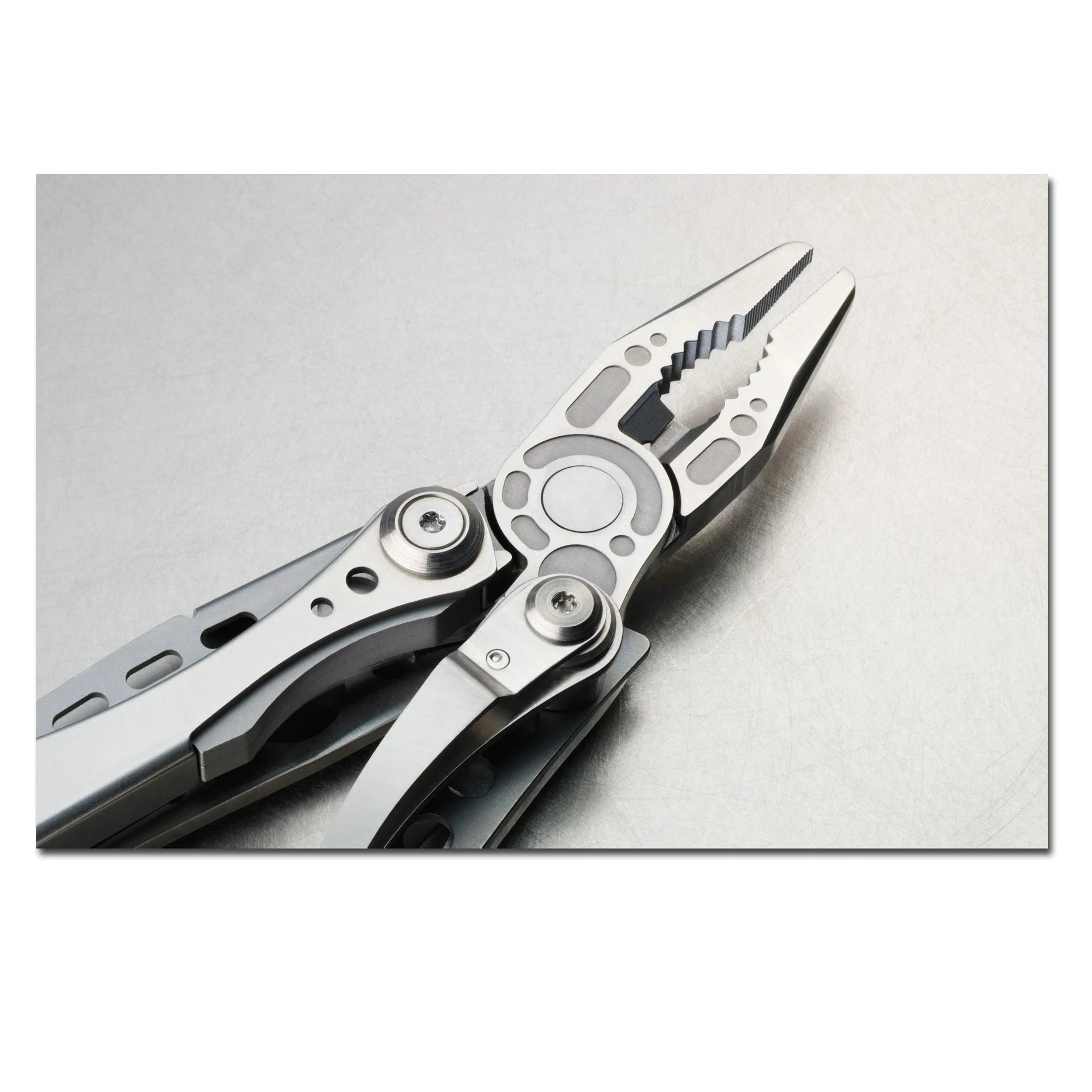 leatherman-multitool-skeletool-ansicht-2