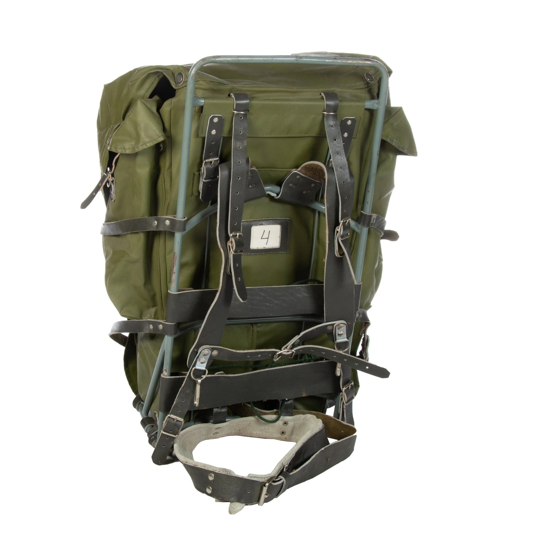 finnischer-armeerucksack-oliv-gebraucht-ansicht-3