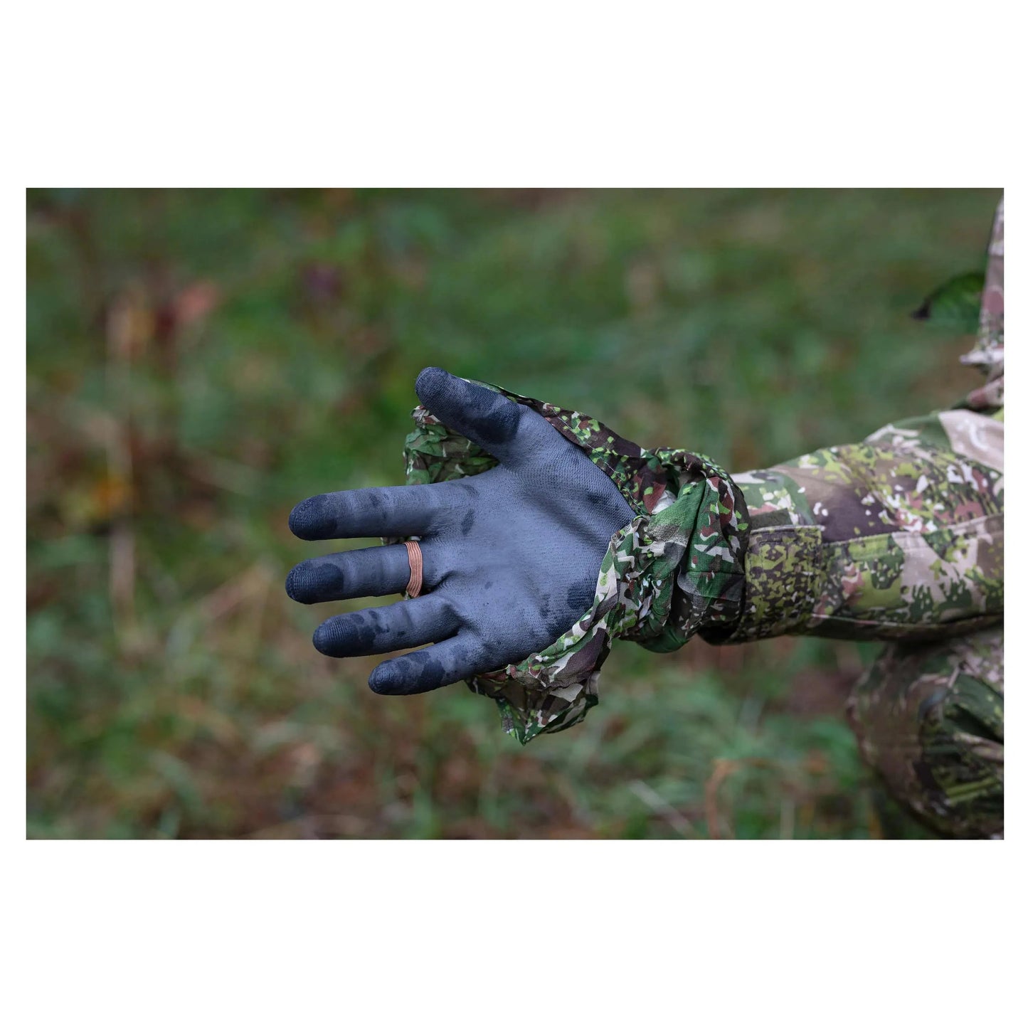 ghosthood-tarnzubehoer-handueberzug-hand-camo-concamo-green-ansicht-3