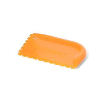 Schaber mit Rillen für Feuertöpfe und -pfannen