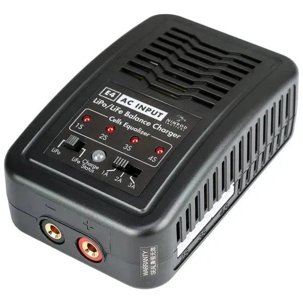 nimrod-tactical-ladegeraet-e4-lipo-balance-charger-ansicht-1
