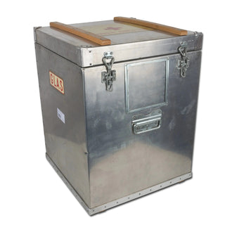 Contenedor de transporte termo refrigerado sueco color plata usado