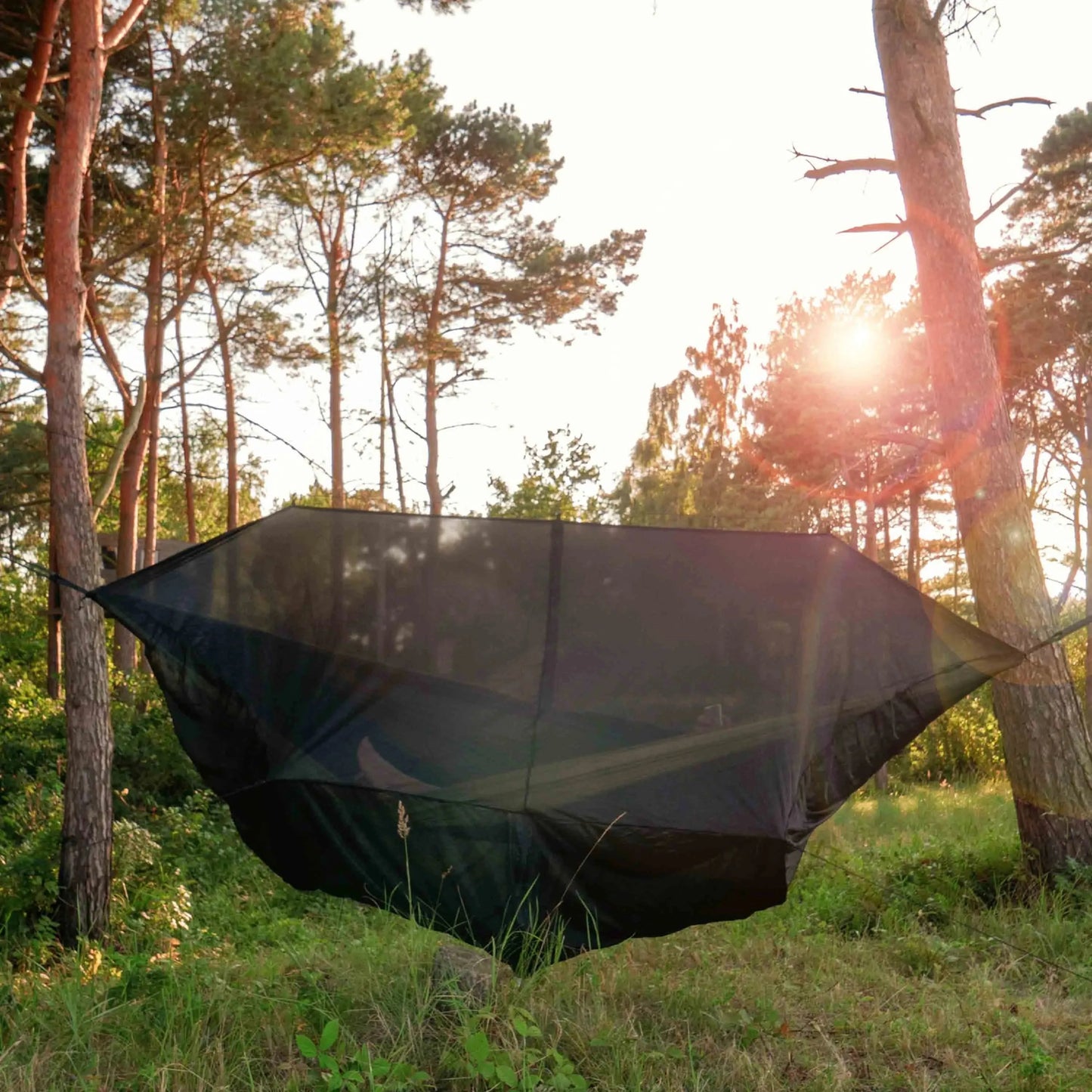 la-siesta-moskitonetz-bugnet-schwarz-ansicht-2