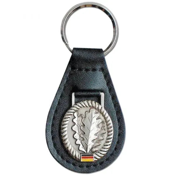 wachter-schluesselanhaenger-mit-barettabzeichen-ansicht-4