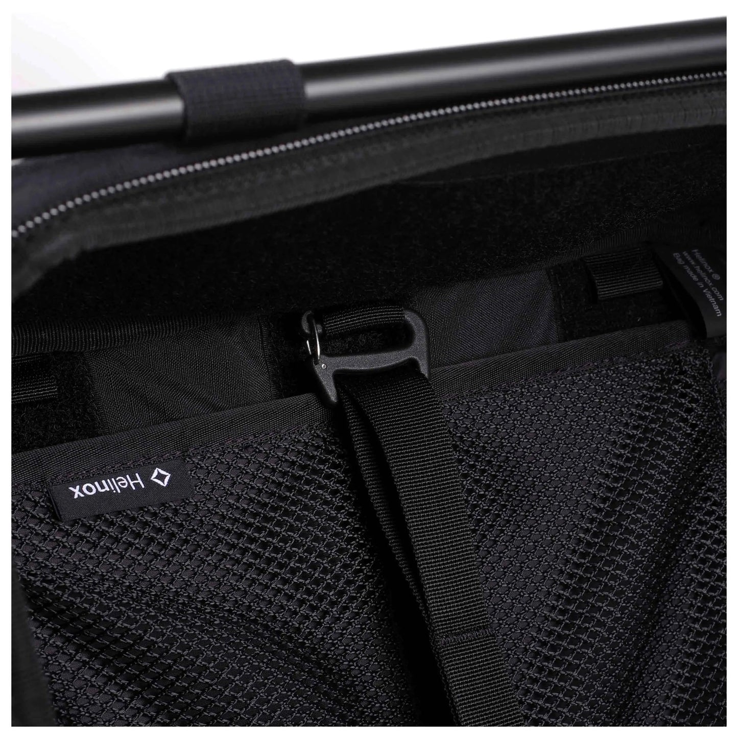 helinox-kompressionssystem-compressor-fuer-field-office-schwarz-ansicht-5