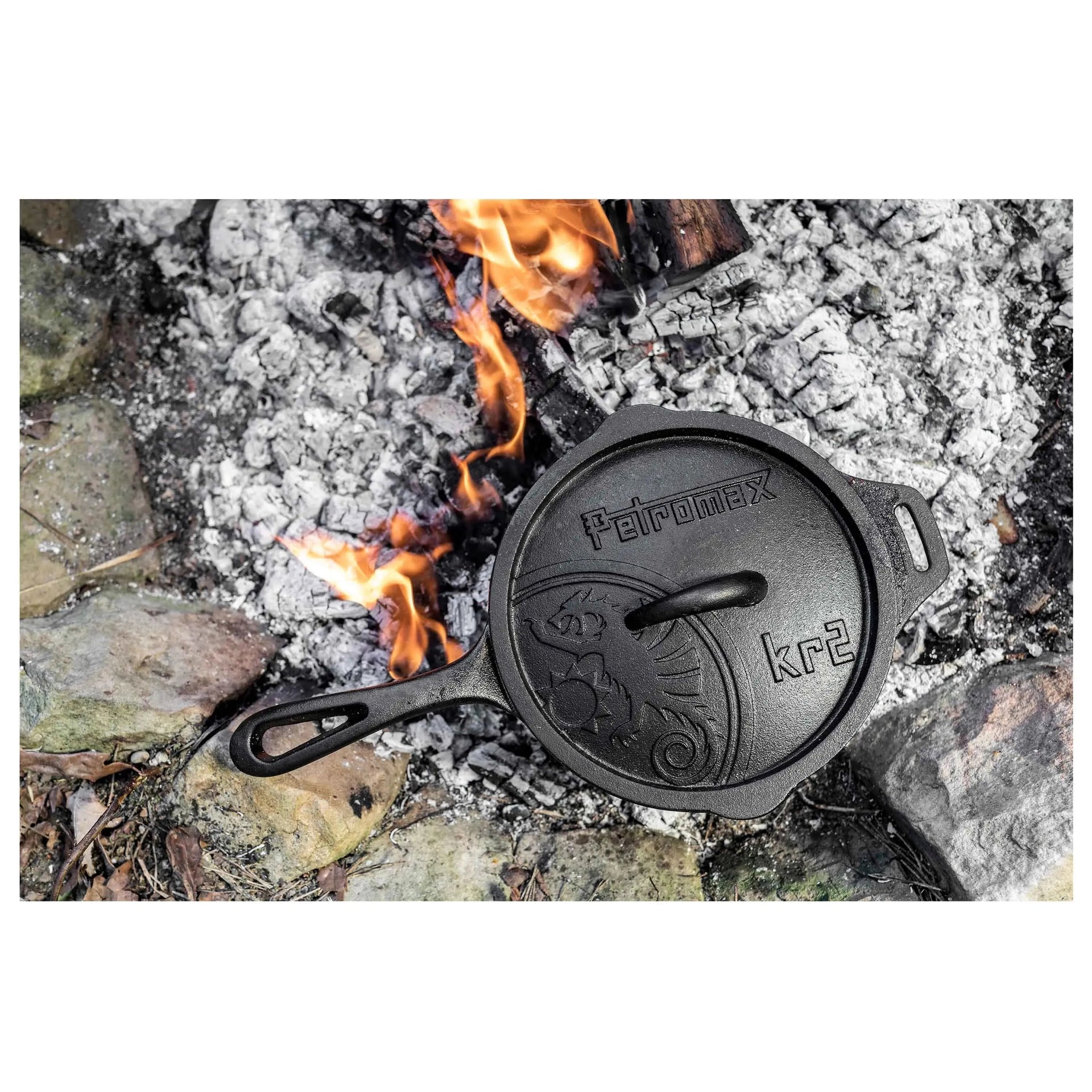 petromax-kasserolle-kr2-gusseisen-mit-deckel-schwarz-ansicht-5