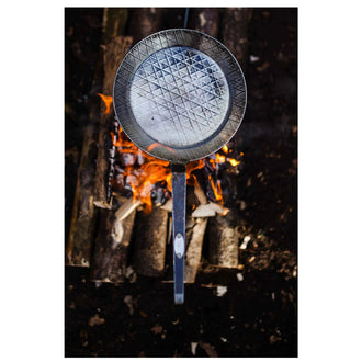 Schmiedeeiserne Pfanne SP28 schwarz