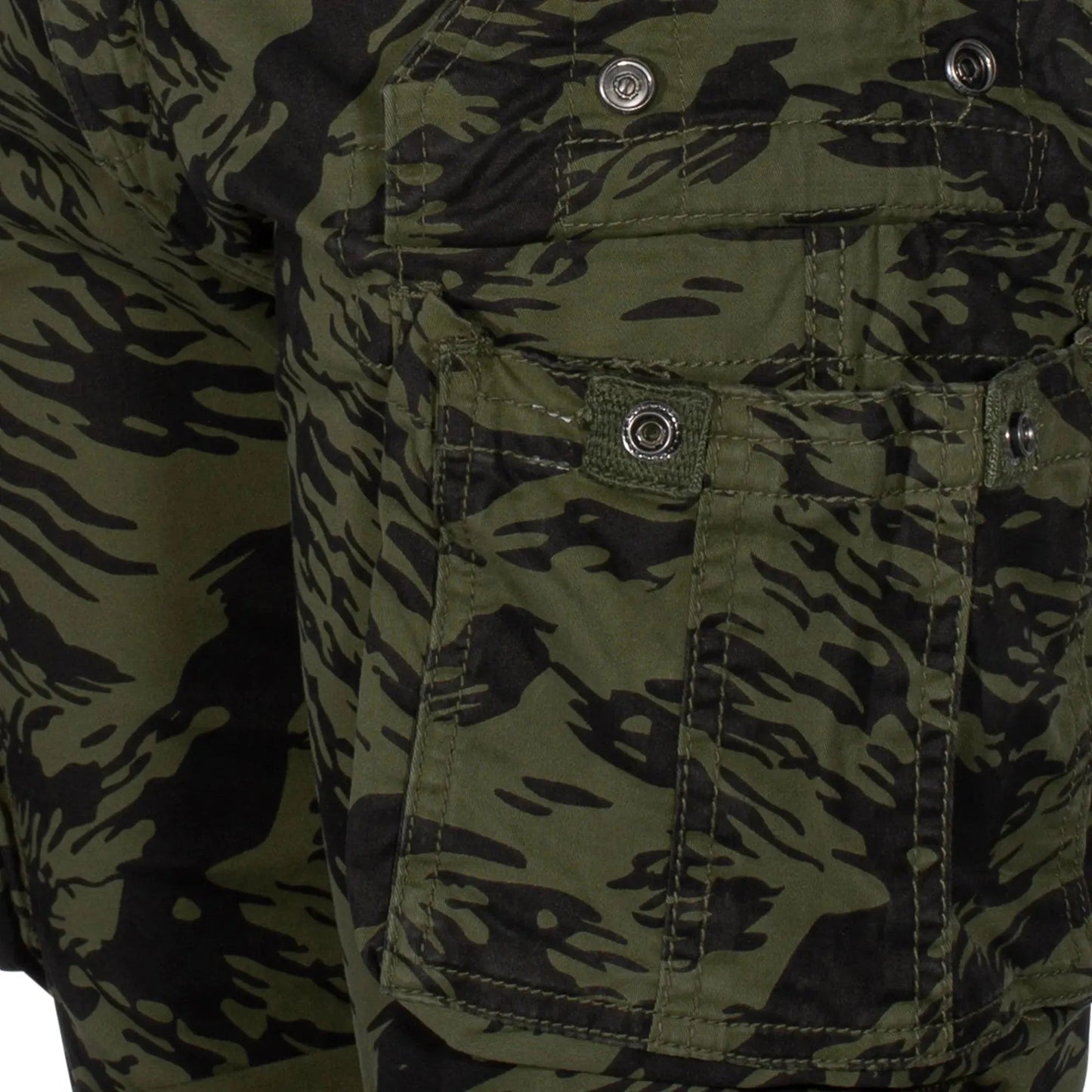 alpha-industries-short-crew-short-camo-ansicht-4