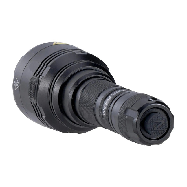 nitecore-taschenlampe-new-p30-schwarz-ansicht-3
