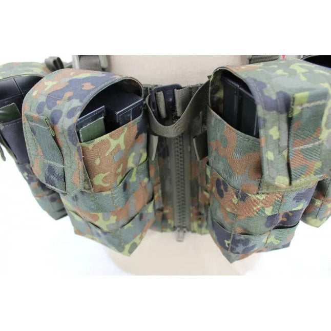 zentauron-chest-rig-nonmodular-split-front-flecktarn-ansicht-11